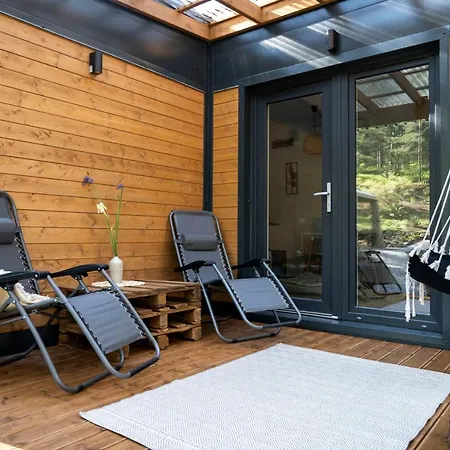 Uroczy Maly Na Lesnej Dzialce - Losiowka Losie