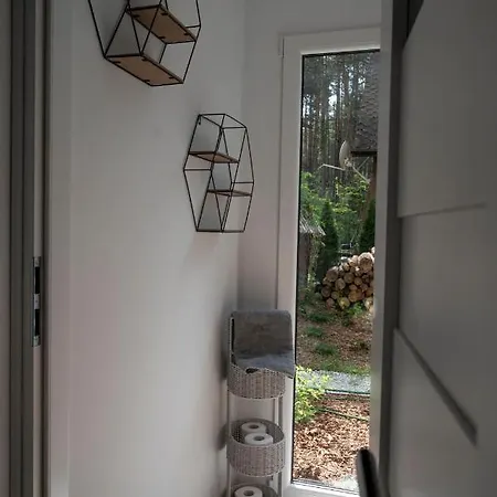 Uroczy Maly Na Lesnej Dzialce - Losiowka Losie