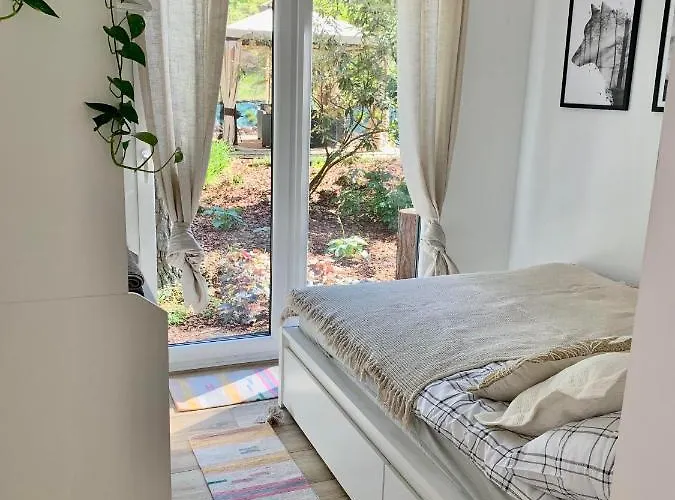 Holiday home Uroczy Maly Na Lesnej Dzialce - Losiowka Losie